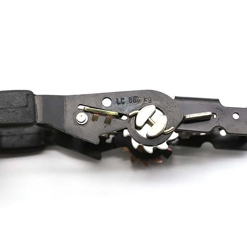 La boucle de ceinture à cliquet avec poignée en caoutchouc de 1,5 pouce